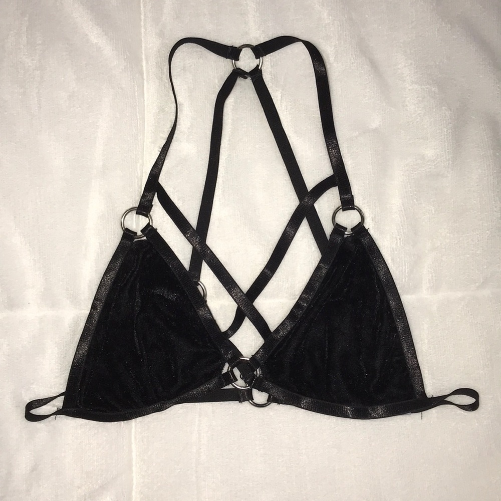 UNIF Salem Bra